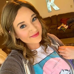 Meet your Posher, Katelyn